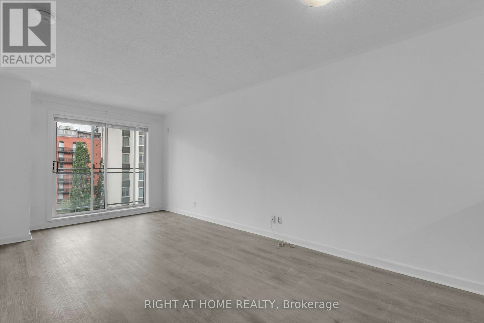 708-138 Somerset Street W, Ottawa, ON, K2P 0A3 - 11