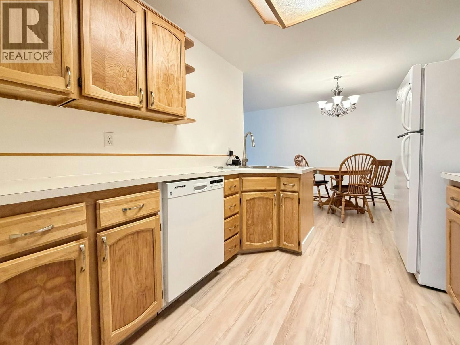 109-298 Yorkton Avenue, Penticton, BC, V2A 3V5 - 4