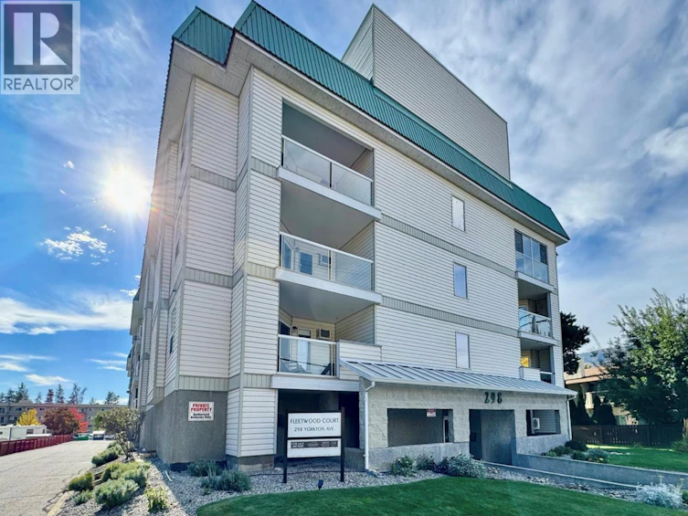 109-298 Yorkton Avenue, Penticton, BC, V2A 3V5