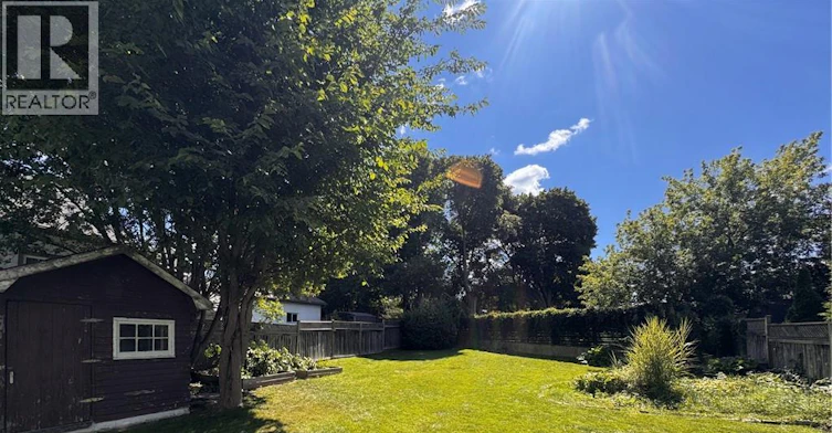 225 Bridgeport Road E, Waterloo, ON, N2J 2K7 - 17