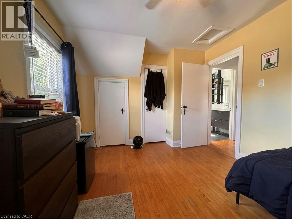 225 Bridgeport Road E, Waterloo, ON, N2J 2K7 - 14