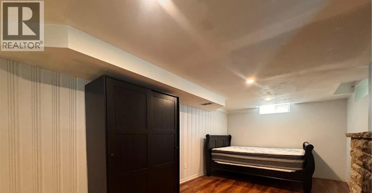 225 Bridgeport Road E, Waterloo, ON, N2J 2K7 - 8