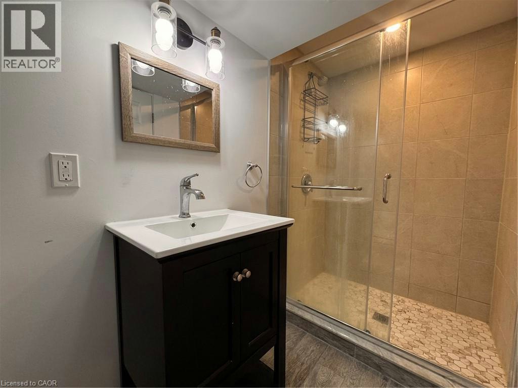 225 Bridgeport Road E, Waterloo, ON, N2J 2K7 - 19