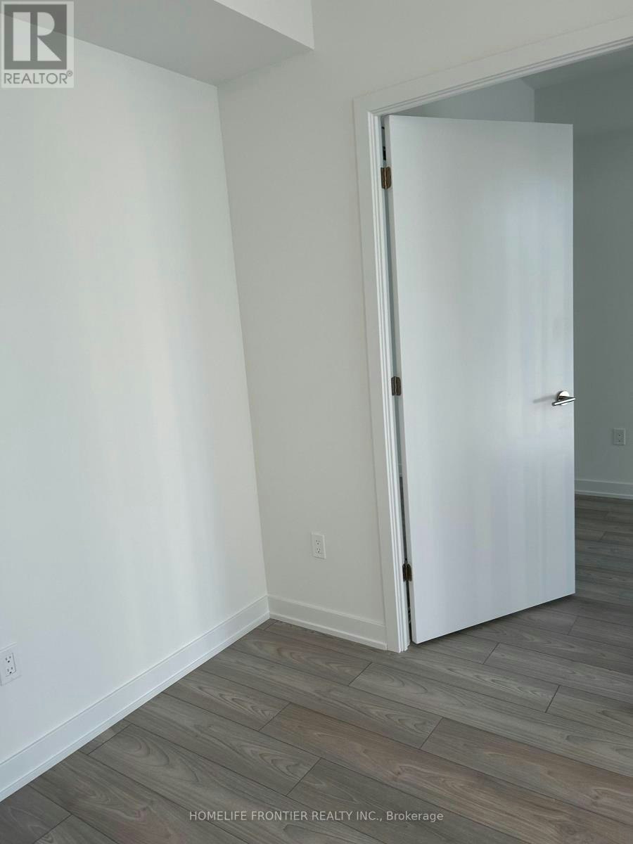 720-5858 Yonge Street, Toronto, ON, M2M 0C6 - 5