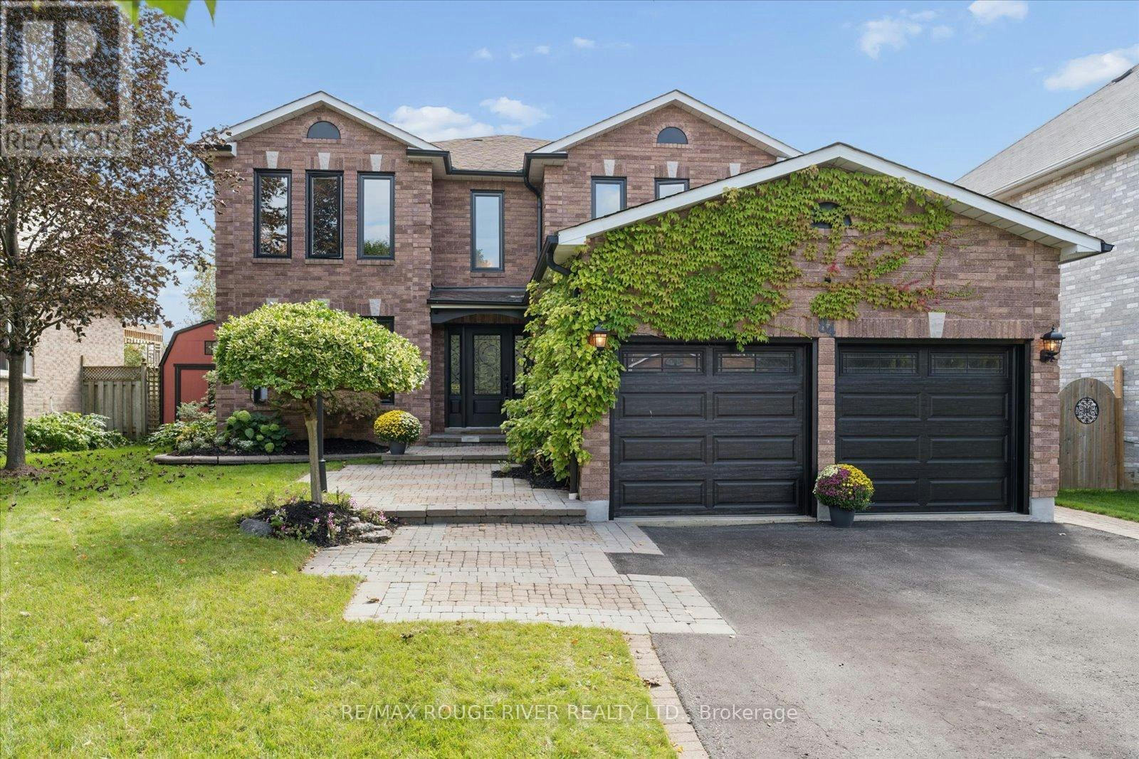 84 Bedell Crescent, Whitby, ON, L1R 2H8