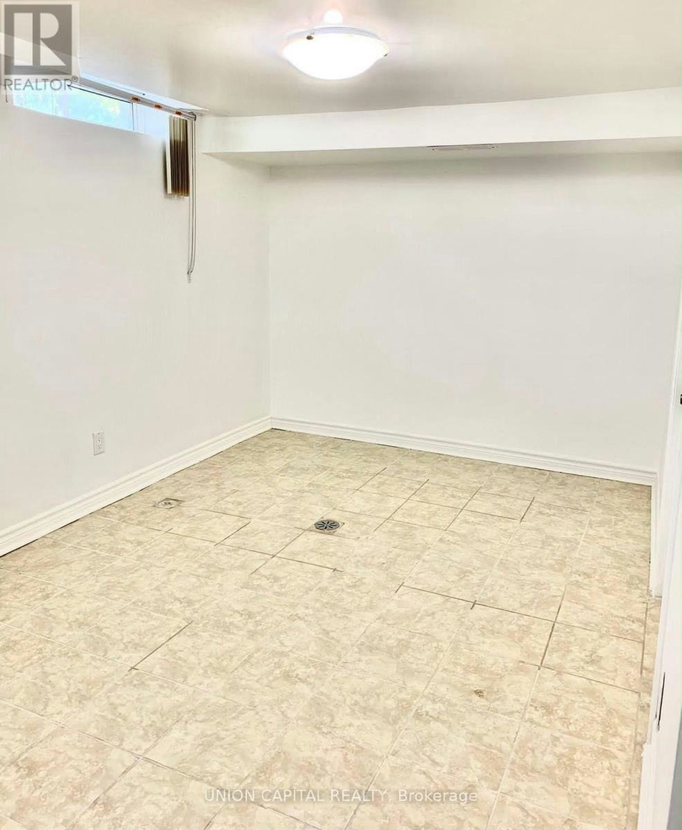 BASEMENT-137 Tavistock Road, Toronto, ON, M3M 2P3 - 7