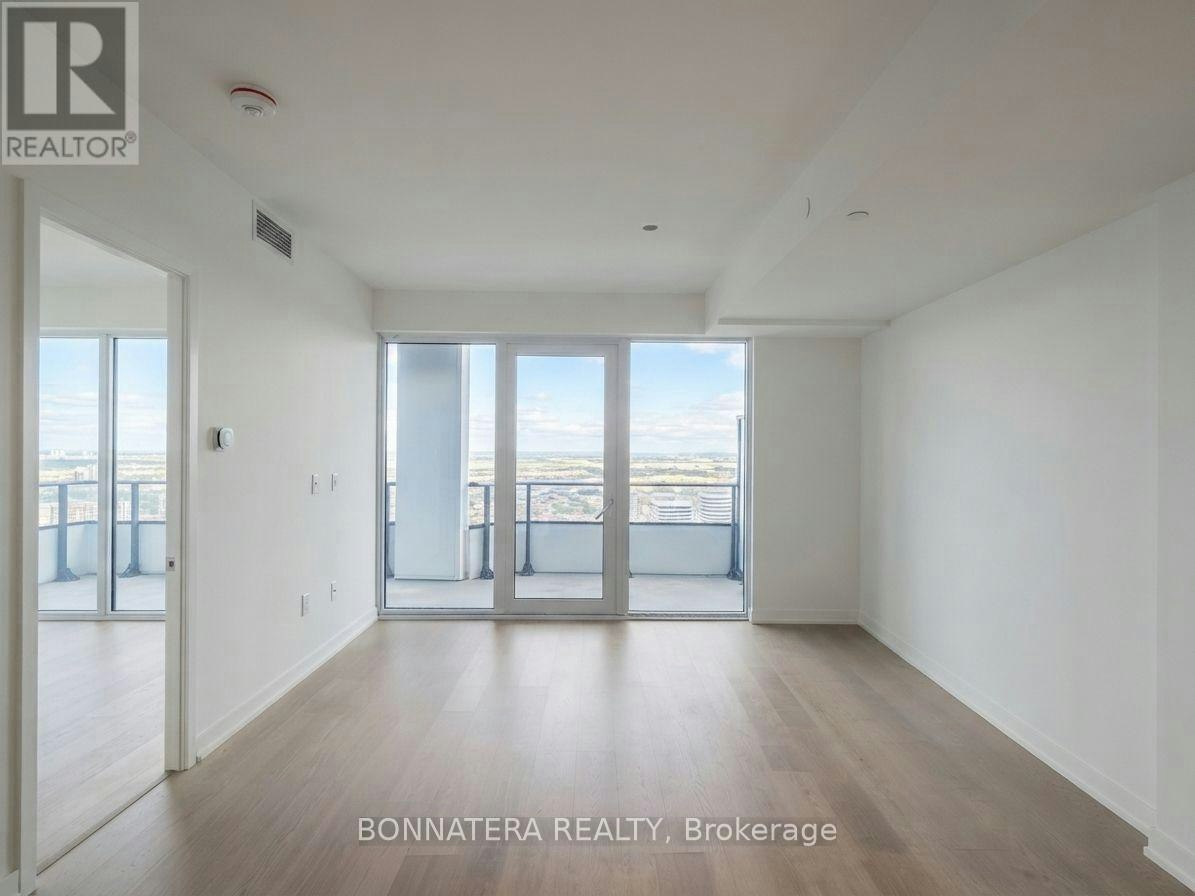 5704-448 Burnhamthorpe Road W, Mississauga, ON, L5B 0R4 - 5