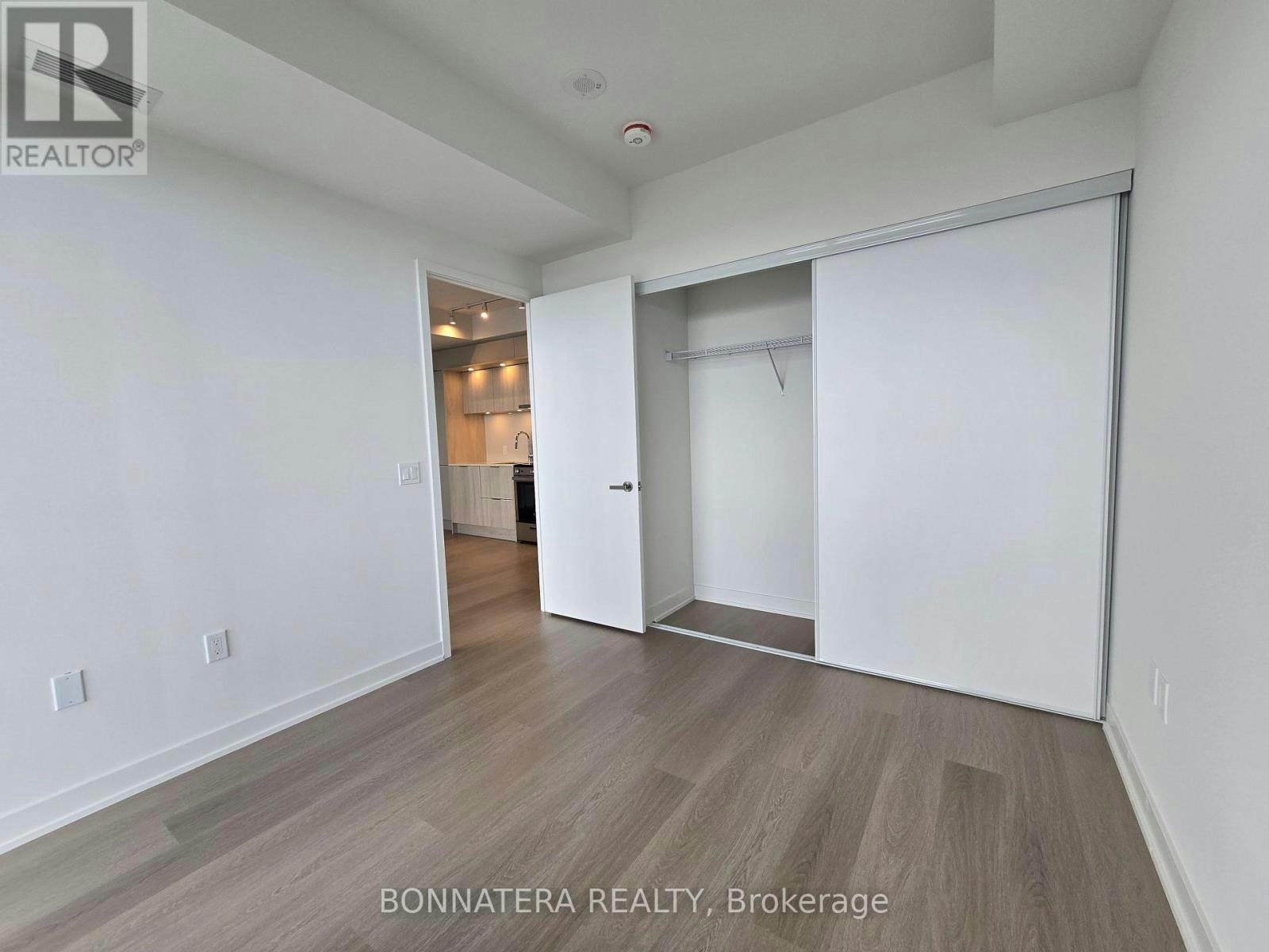 5704-448 Burnhamthorpe Road W, Mississauga, ON, L5B 0R4 - 13