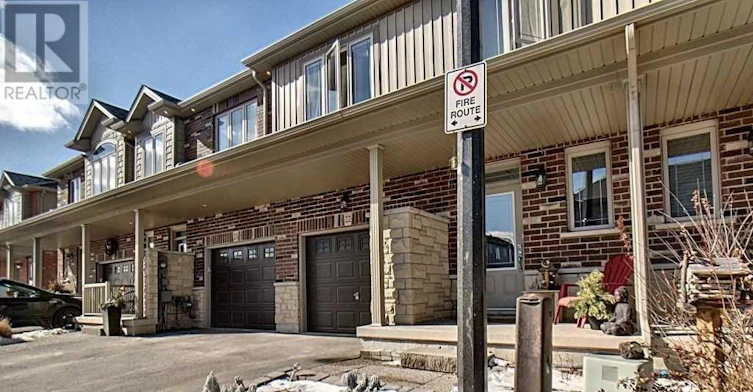 22-380 Lake Street, Grimsby, ON, L3M 0E8