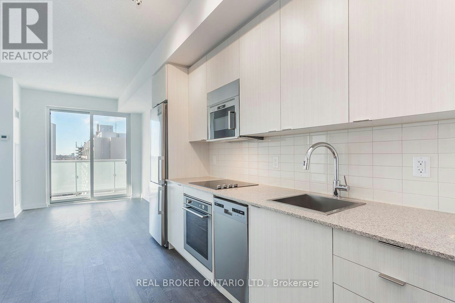 1613-101 Erskine Avenue, Toronto, ON, M4P 1Y5 - 2