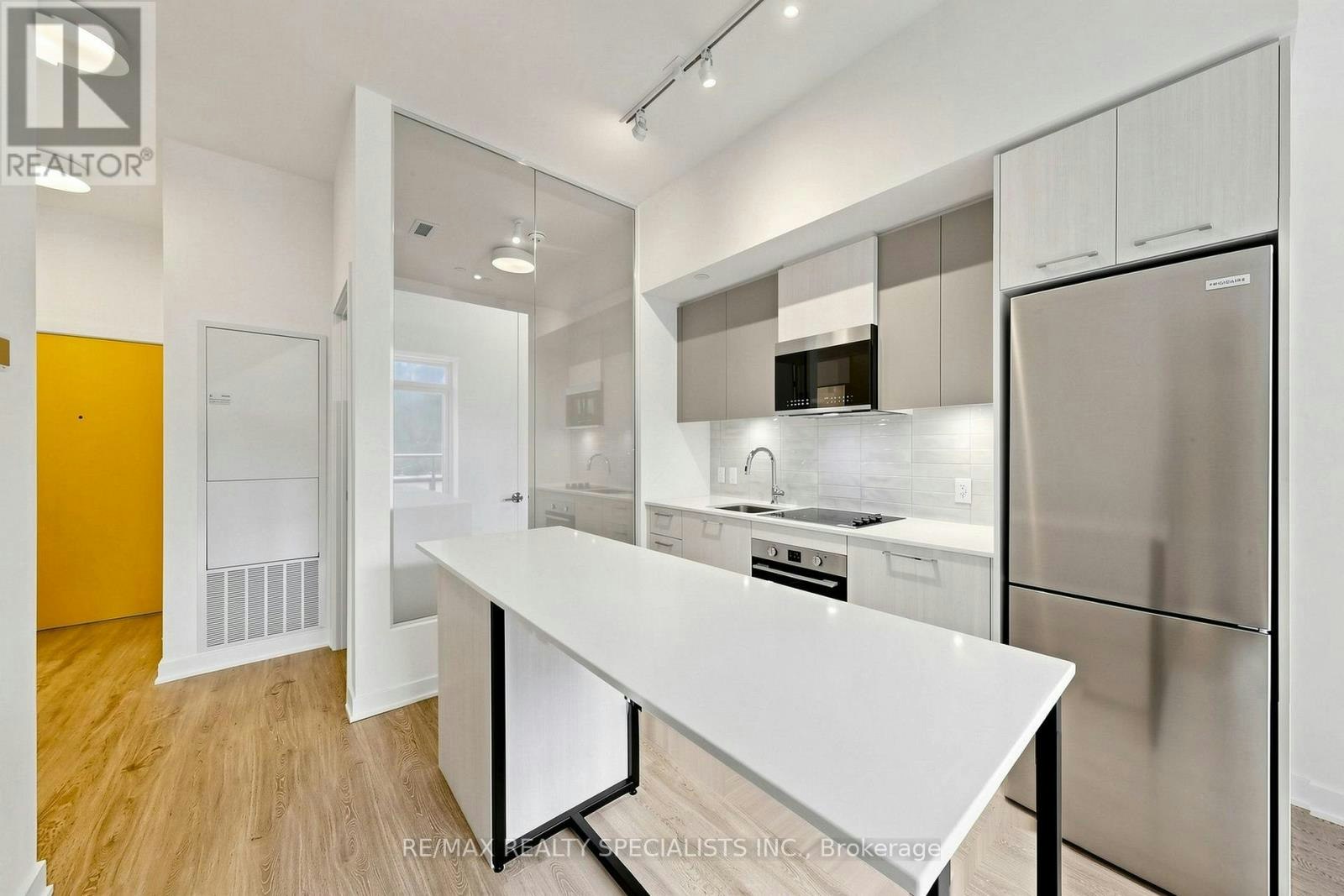 221-30 Dreamers Way, Toronto, ON, M5A 0Z1 - 12