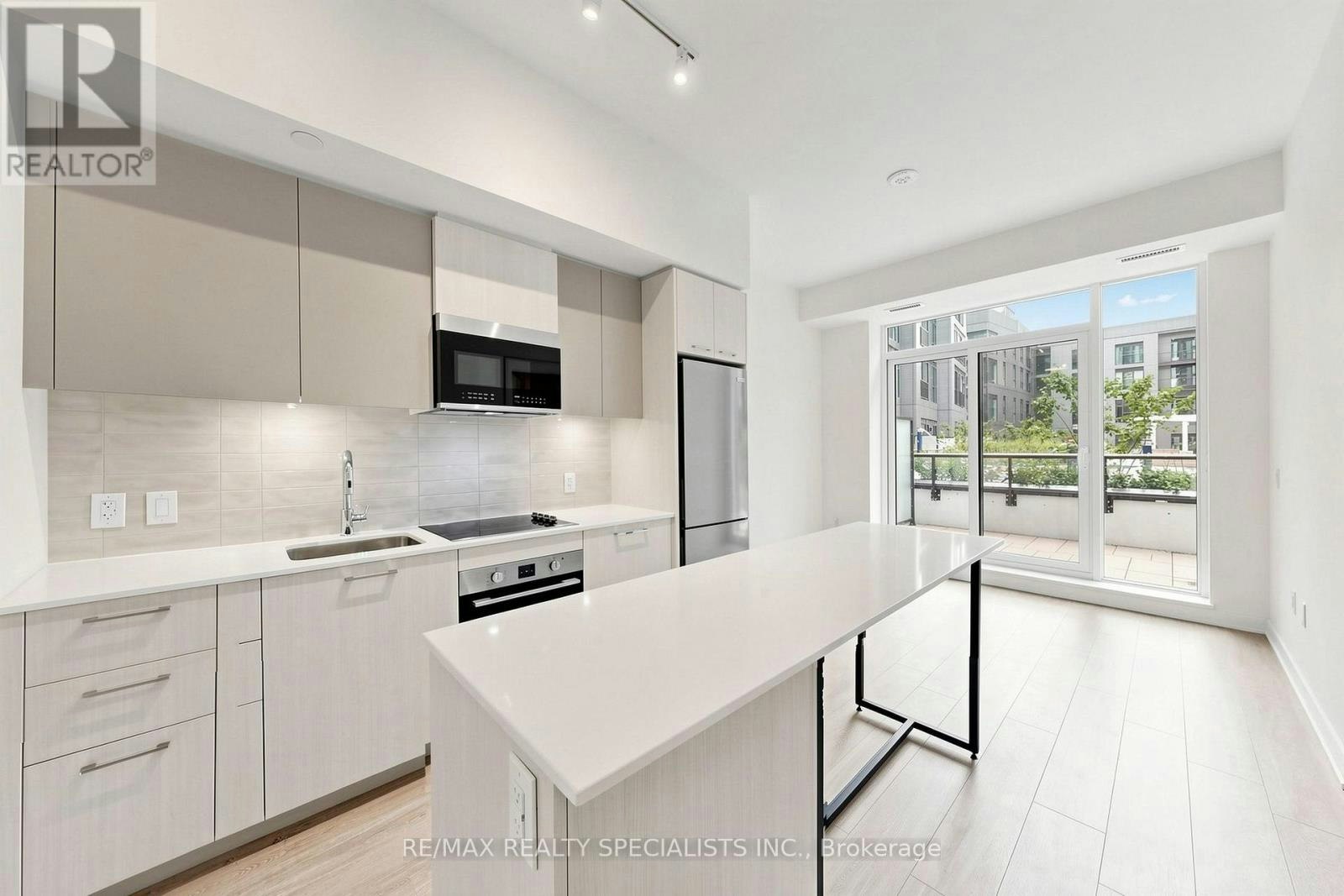 221-30 Dreamers Way, Toronto, ON, M5A 0Z1 - 9