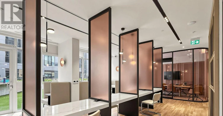 221-30 Dreamers Way, Toronto, ON, M5A 0Z1 - 37