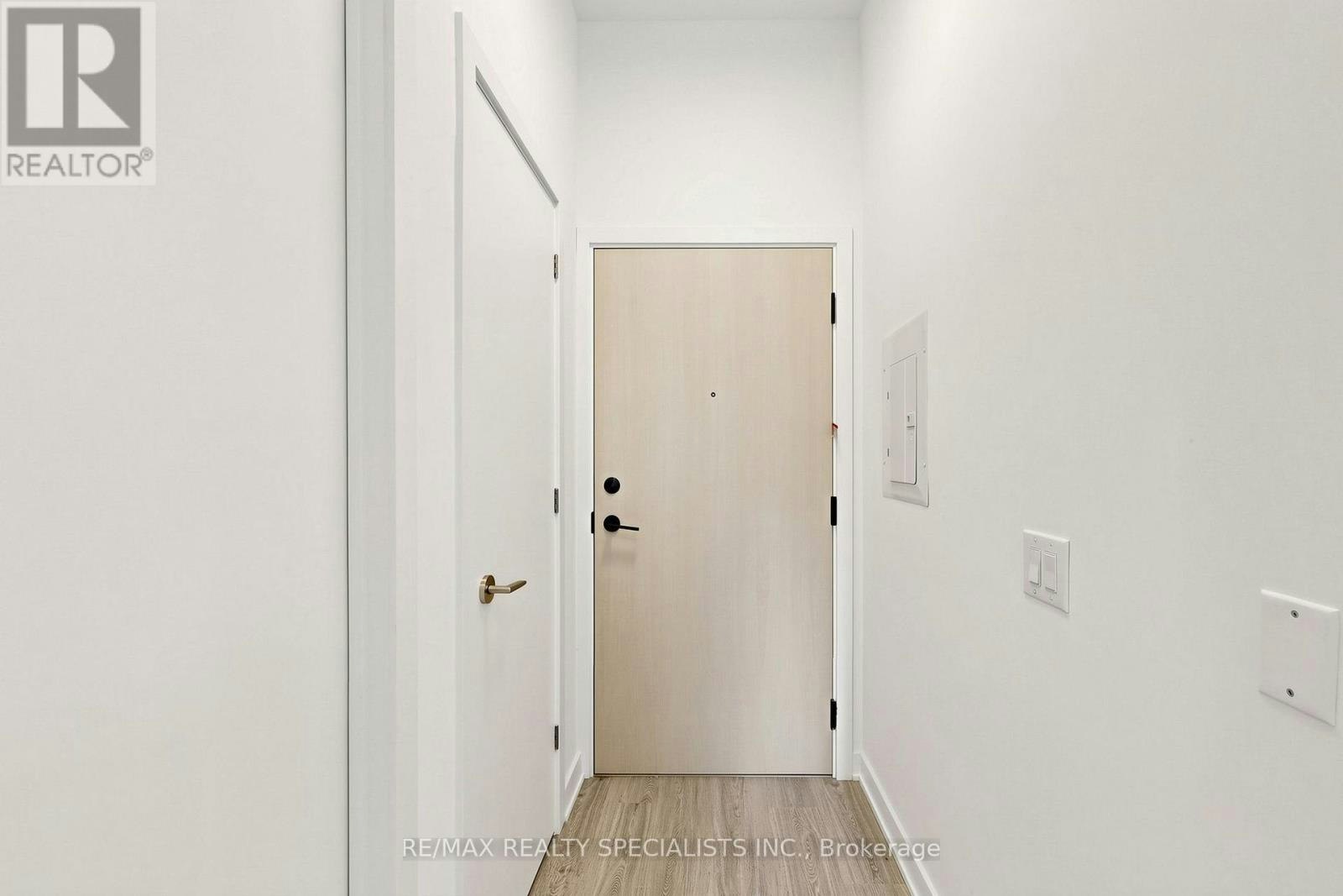 221-30 Dreamers Way, Toronto, ON, M5A 0Z1 - 7