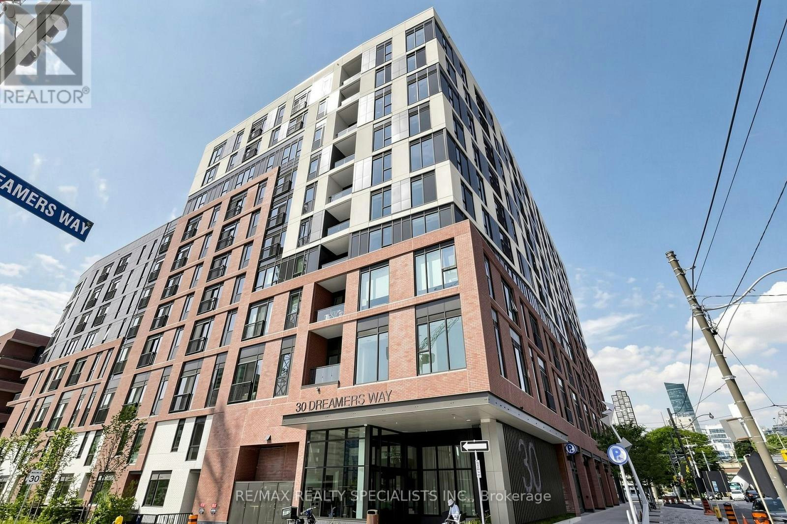 221-30 Dreamers Way, Toronto, ON, M5A 0Z1 - 2