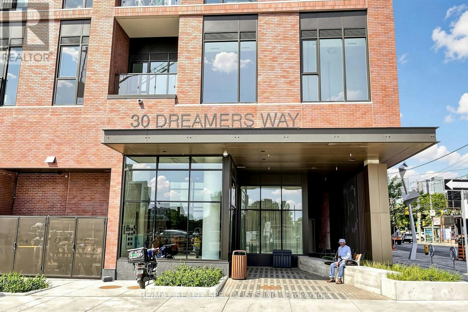 221-30 Dreamers Way, Toronto, ON, M5A 0Z1 - 3