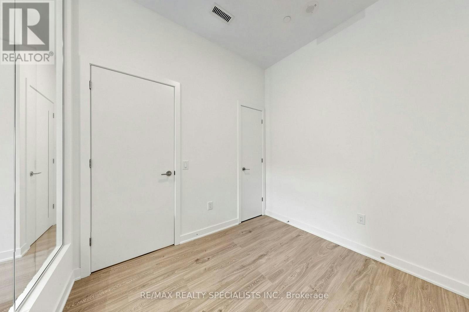 221-30 Dreamers Way, Toronto, ON, M5A 0Z1 - 18