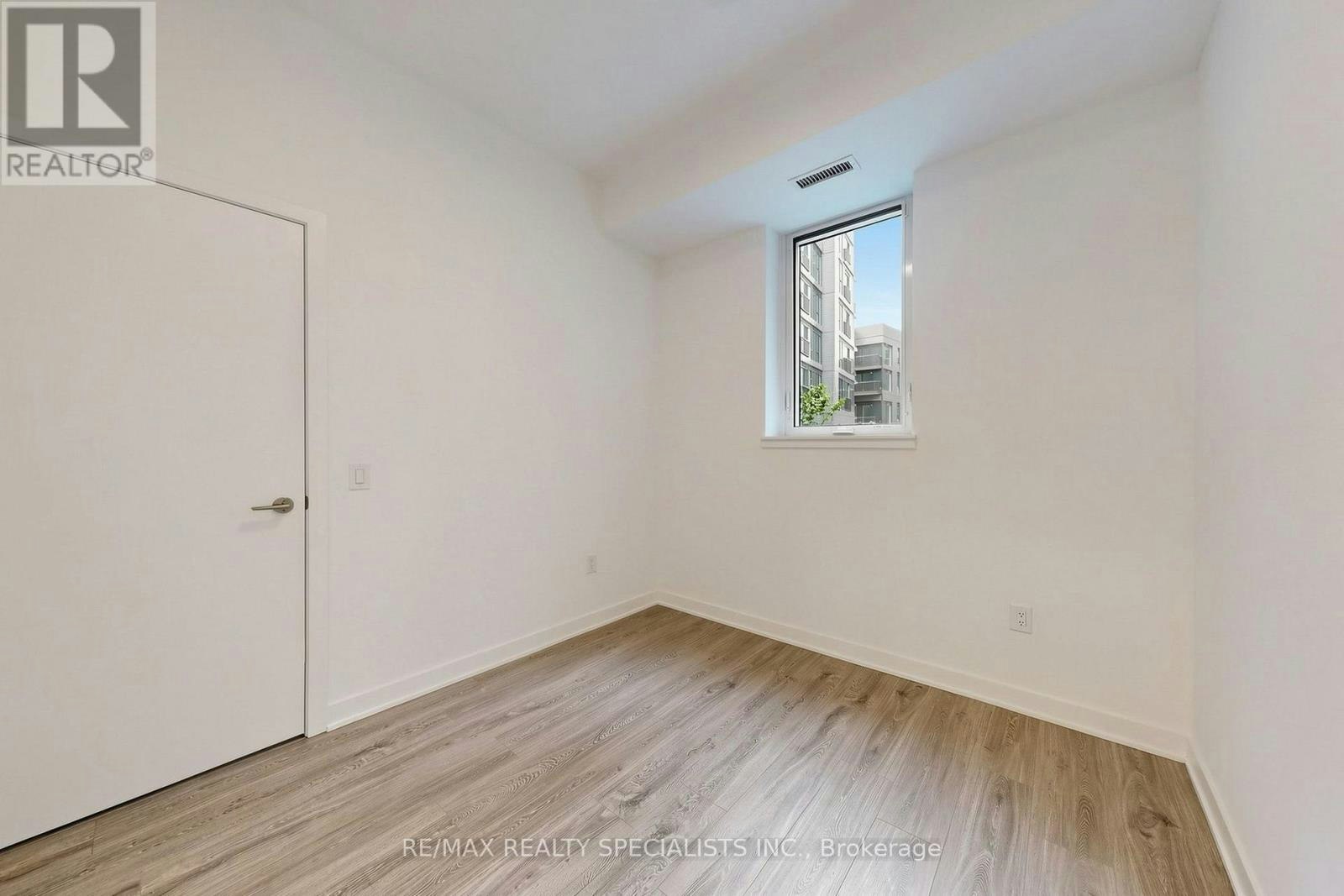 221-30 Dreamers Way, Toronto, ON, M5A 0Z1 - 14