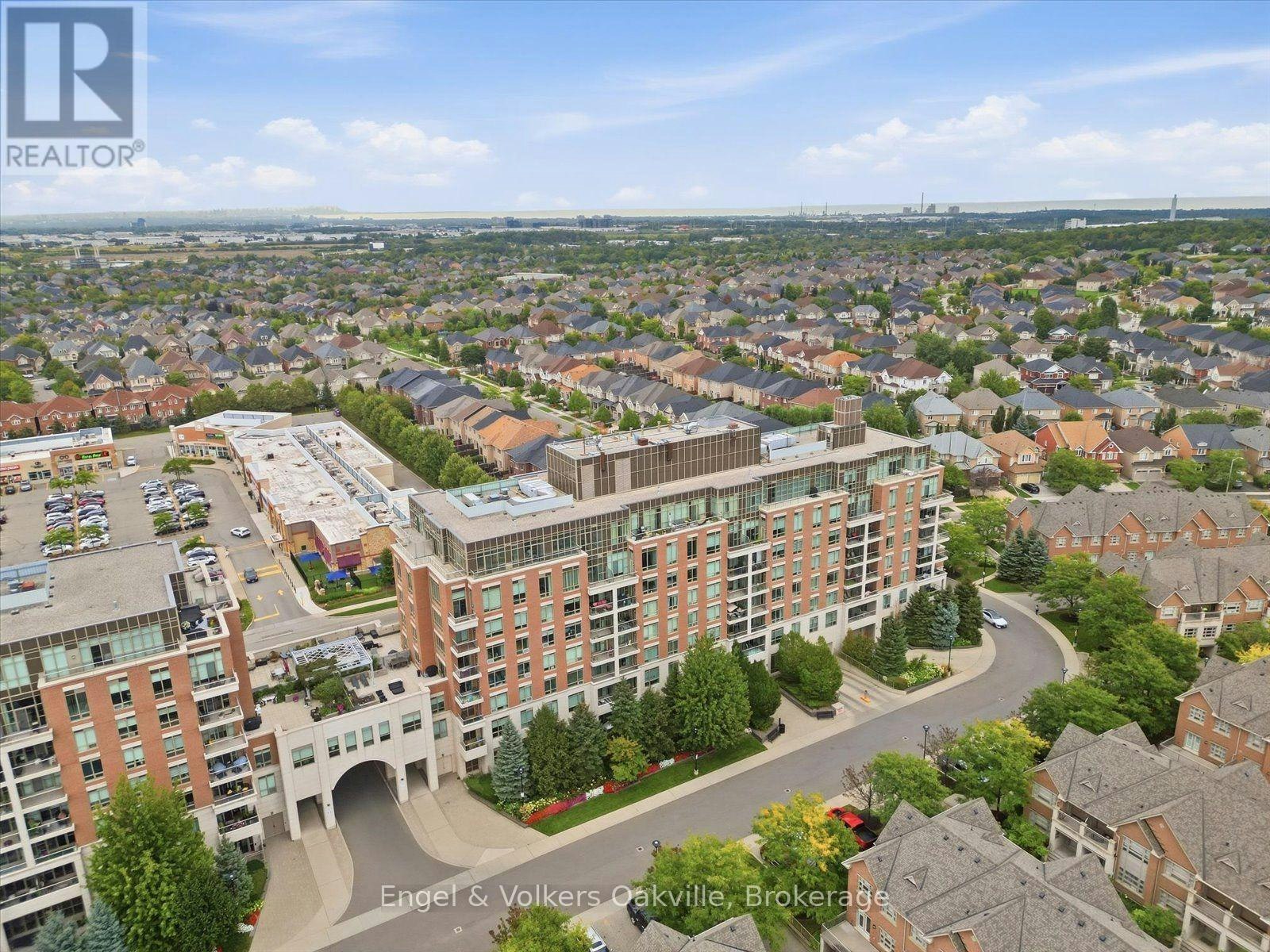 611-2470 Prince Michael Drive, Oakville, ON, L6H 0G9 - 23
