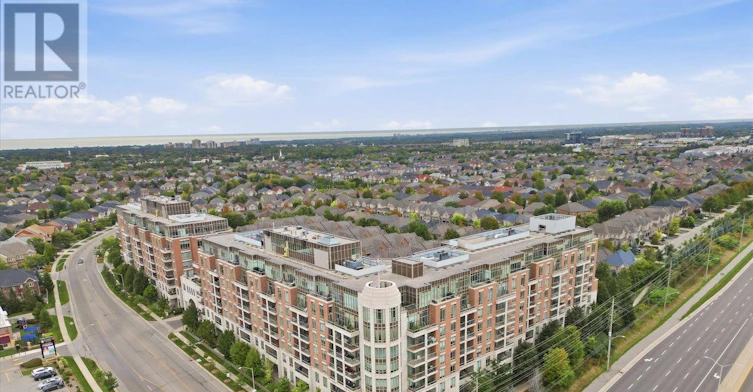 611-2470 Prince Michael Drive, Oakville, ON, L6H 0G9