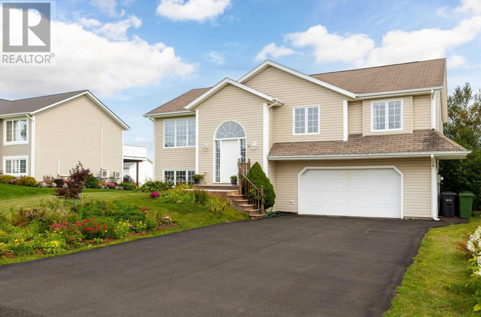 16 Bramwell Street, Charlottetown, PE, C1E 2L2