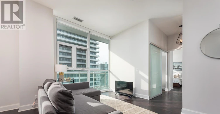 3801-33 Shore Breeze Drive, Toronto, ON, M8V 0G1 - 3