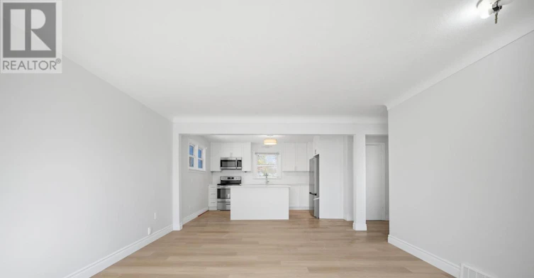 36 Woodelm Drive, St. Catharines, ON, L2M 4N3 - 3
