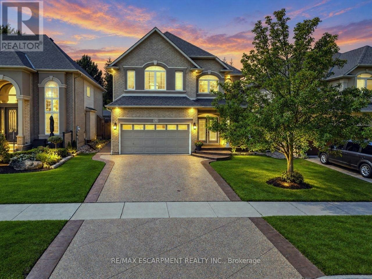 123 Moorland Crescent, Hamilton, ON, L9K 1N8