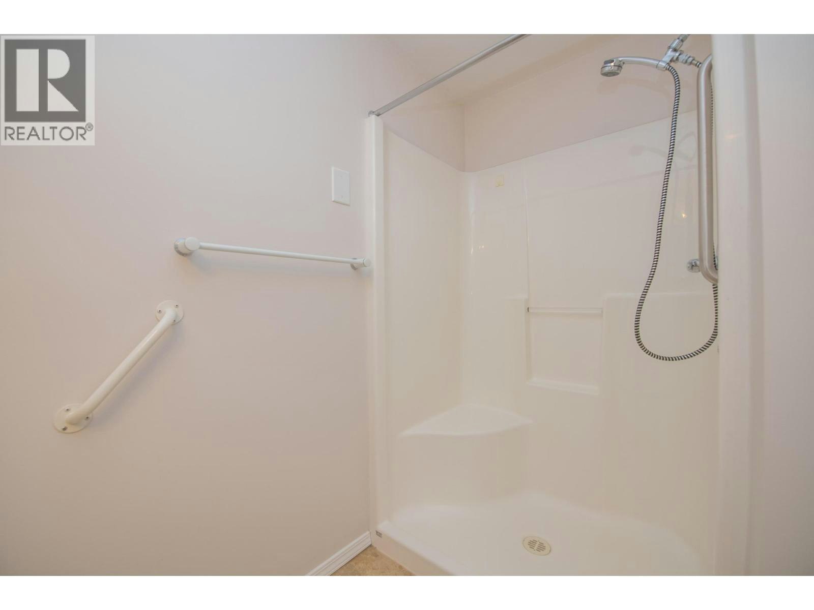 215-3011 Gateby Place, Vernon, BC, V1T 9S4 - 20