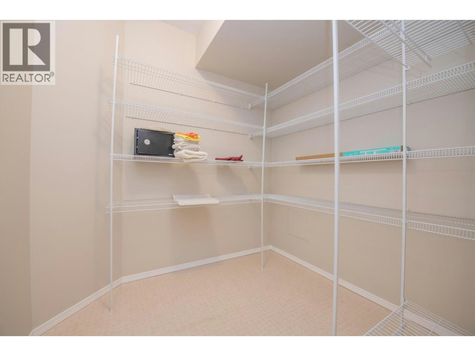 215-3011 Gateby Place, Vernon, BC, V1T 9S4 - 21