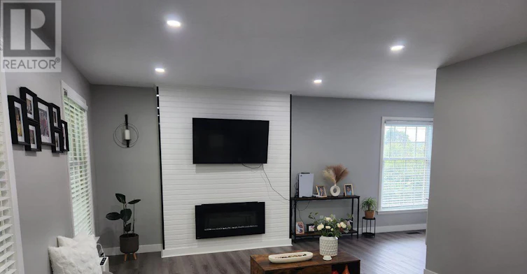 UPPER-1 Sutton Place, London, ON, N6H 3V2 - 5