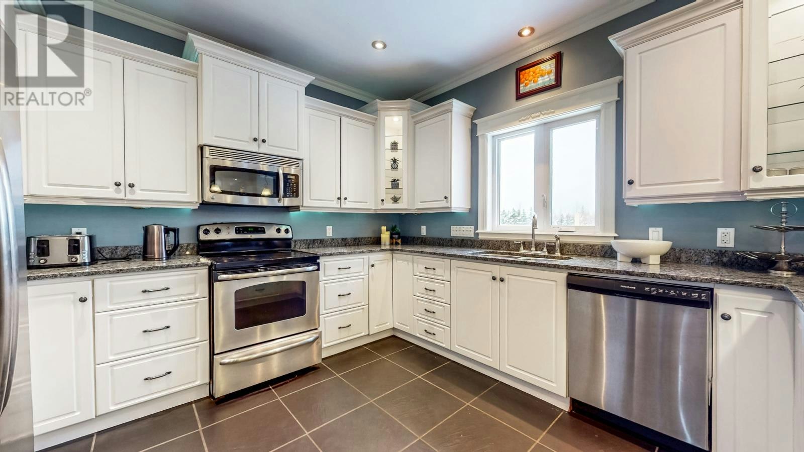 103 Red Cliff Road, Logy Bay-Middle Cove-Outer Cove, NL, A1K 3G2 - 8
