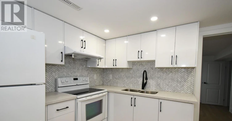 BSMT-44 Wellpark Boulevard, Toronto, ON, M1V 1A5 - 10