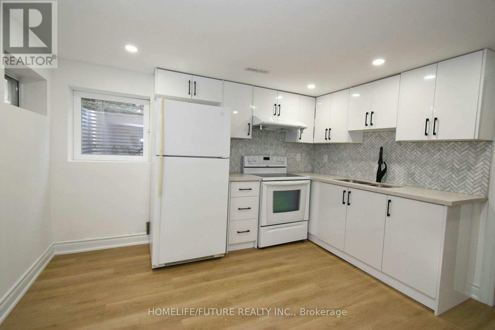 BSMT-44 Wellpark Boulevard, Toronto, ON, M1V 1A5 - 9