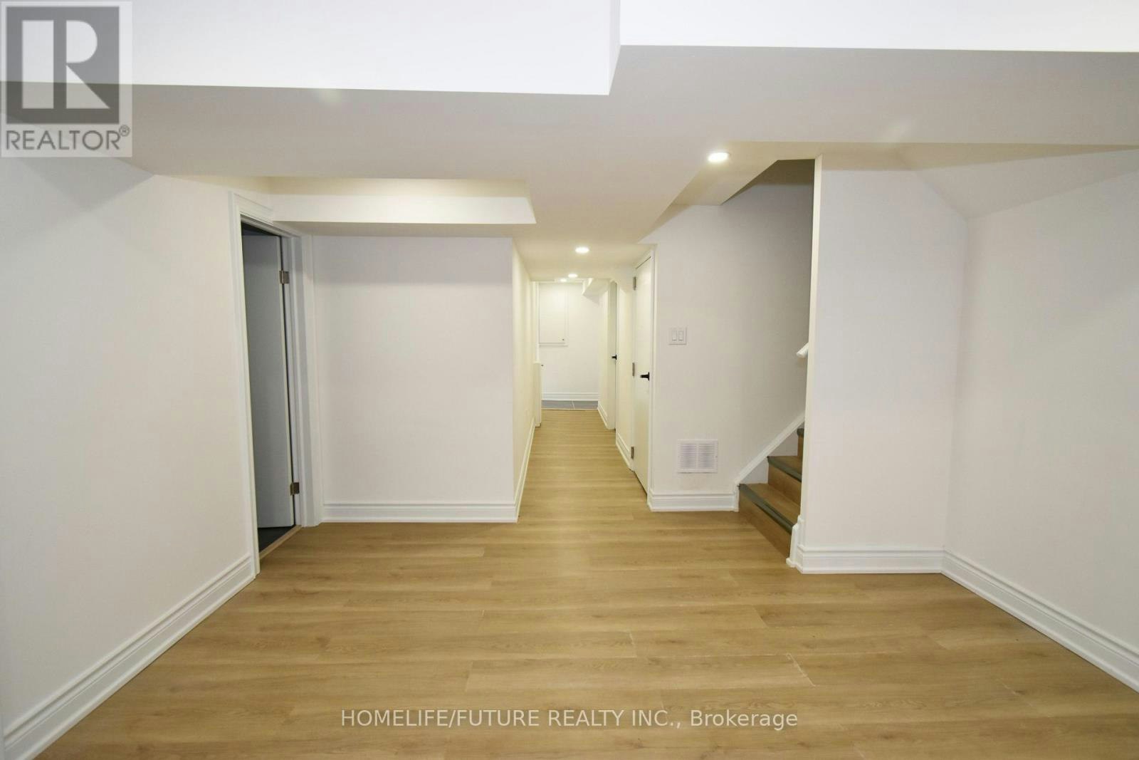 BSMT-44 Wellpark Boulevard, Toronto, ON, M1V 1A5 - 11