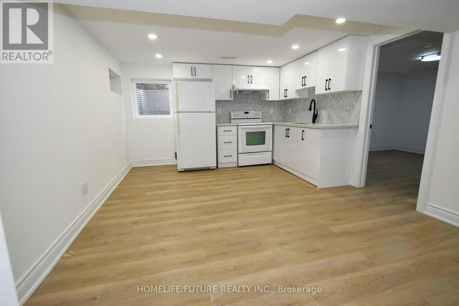 BSMT-44 Wellpark Boulevard, Toronto, ON, M1V 1A5 - 8