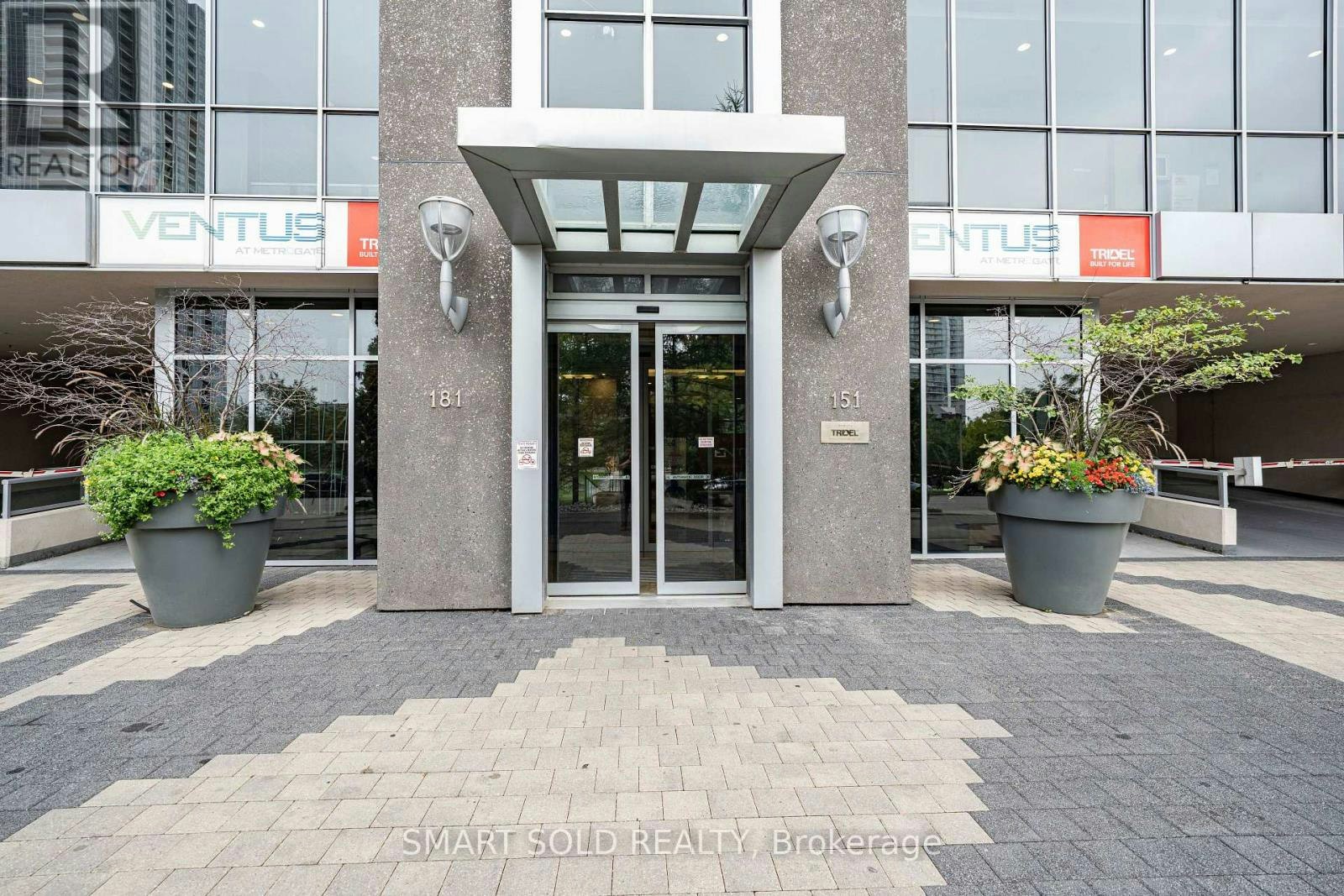 1621-181 Village Green Square, Toronto, ON, M1S 0K6 - 2