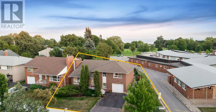 MAIN-51 Sloley Road, Toronto, ON, M1M 1C7 - 3