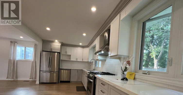 32 Eaglewing (Main Court, Toronto, ON, M1E 4M1 - 10
