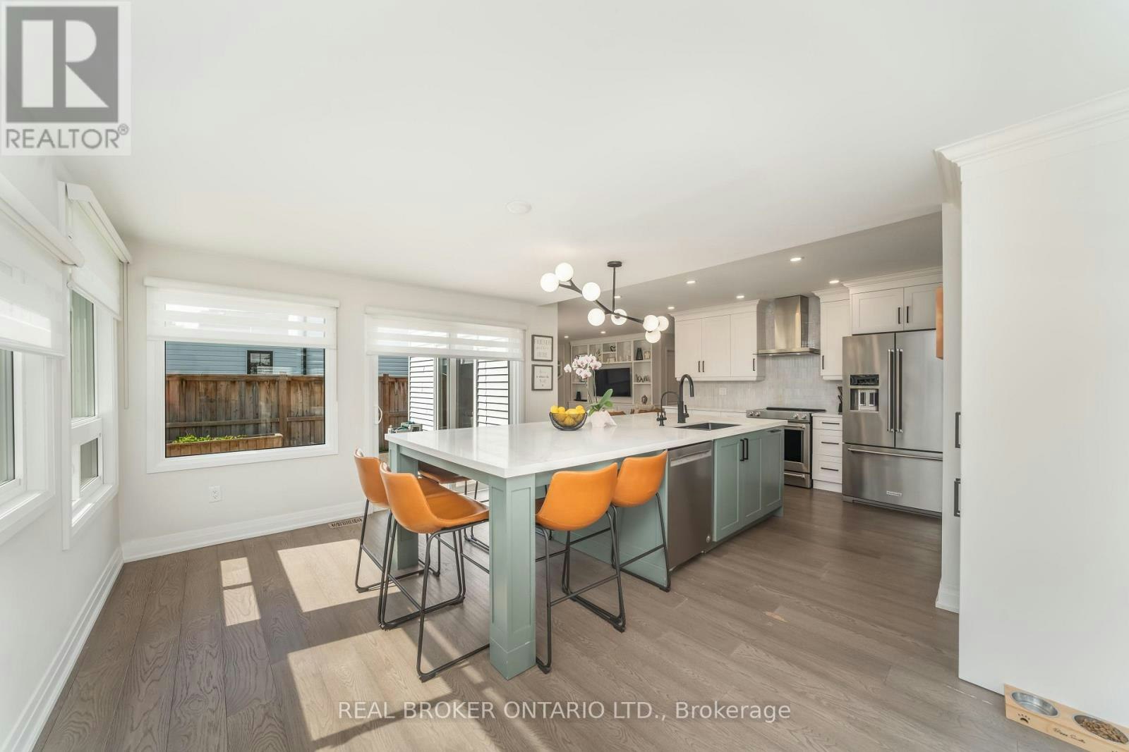 1879 Ashwood Avenue, Innisfil, ON, L9S 1W1