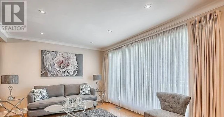 MAIN-43 Boothbay Crescent, Newmarket, ON, L3Y 1Y6 - 5