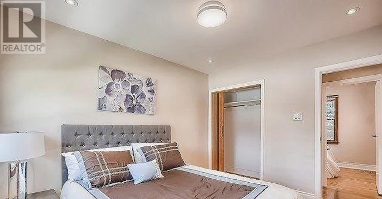 MAIN-43 Boothbay Crescent, Newmarket, ON, L3Y 1Y6 - 13