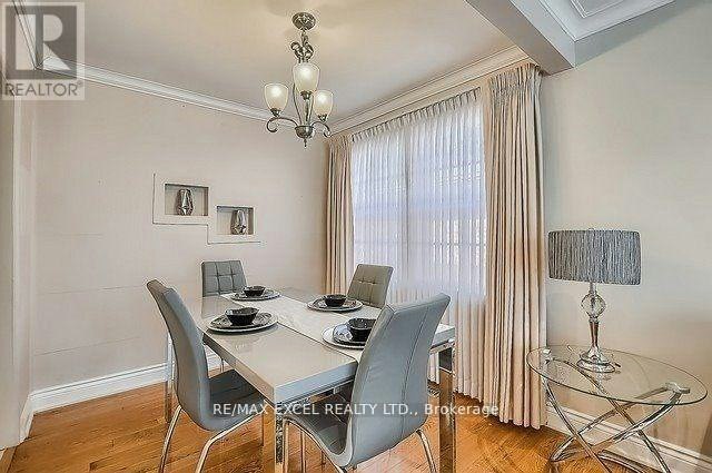 MAIN-43 Boothbay Crescent, Newmarket, ON, L3Y 1Y6 - 11