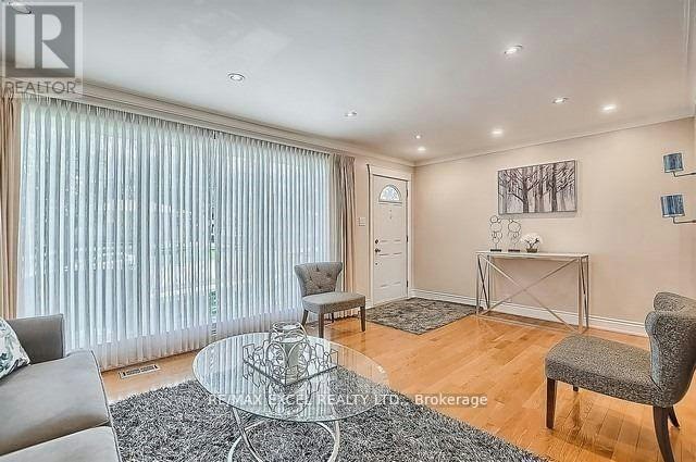 MAIN-43 Boothbay Crescent, Newmarket, ON, L3Y 1Y6 - 15