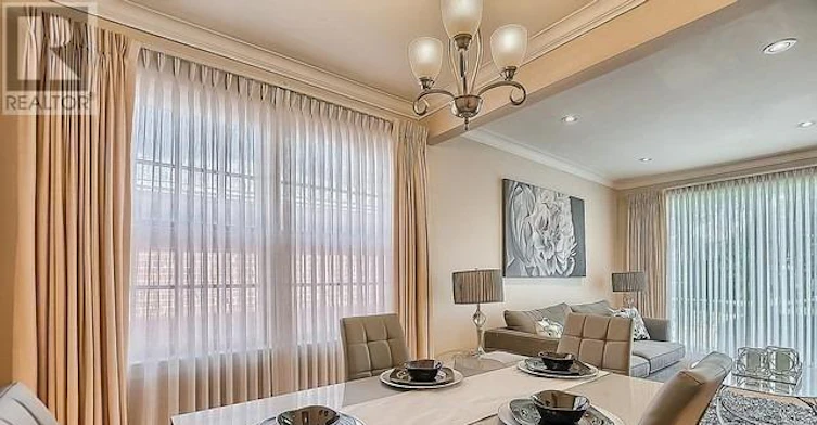 MAIN-43 Boothbay Crescent, Newmarket, ON, L3Y 1Y6 - 6