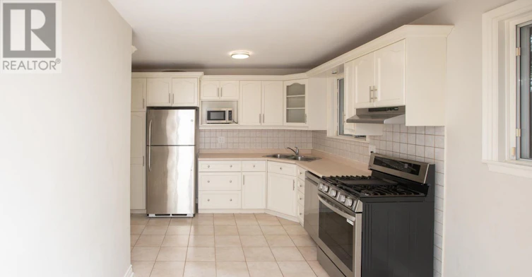 MAIN FLOOR-387 Crosby Avenue, Richmond Hill, ON, L4C 2R8 - 6