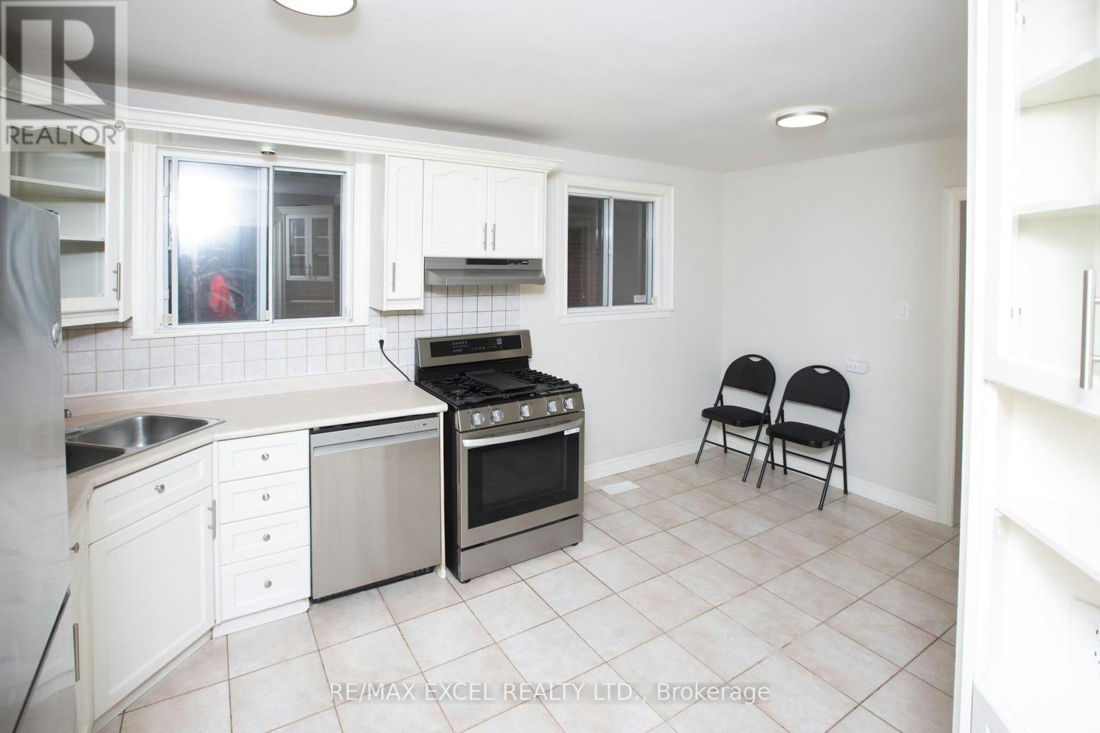 MAIN FLOOR-387 Crosby Avenue, Richmond Hill, ON, L4C 2R8 - 7