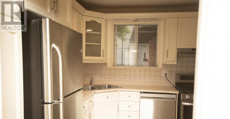 MAIN FLOOR-387 Crosby Avenue, Richmond Hill, ON, L4C 2R8 - 10