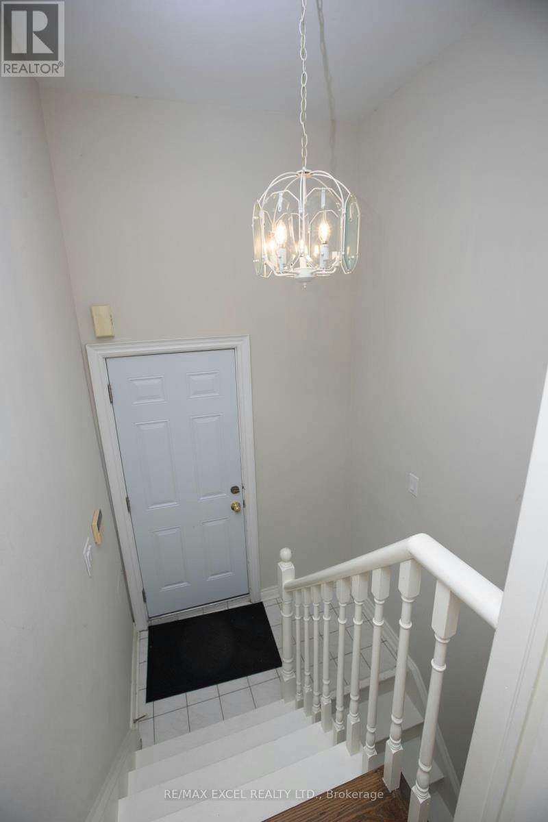 BASEMENT-387 Crosby Avenue, Richmond Hill, ON, L4C 2R8 - 4