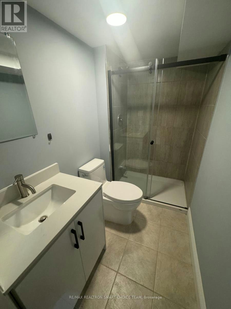 BSMT-243 Gord Clelland Gate, Newmarket, ON, L3X 0G1 - 19